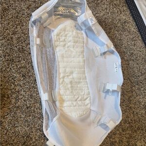 Halo Bassinet newborn insert